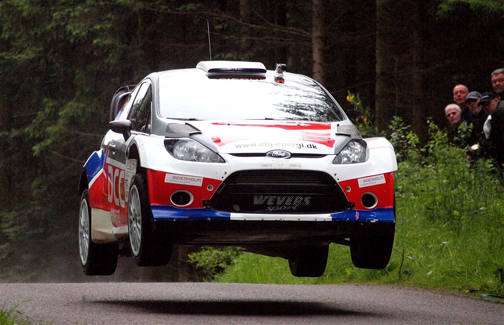 Esben Hegelund og Ole R. Frederiksen vandt en flot generalsejr i Ecoteck Rally Himmerland 2015.
(Foto: Åge Keseler Kirketerp)